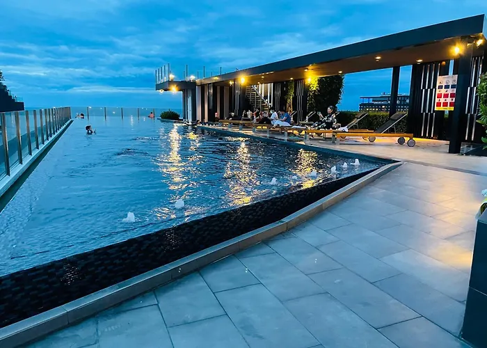 The Base Central Pattaya 100 By Numam