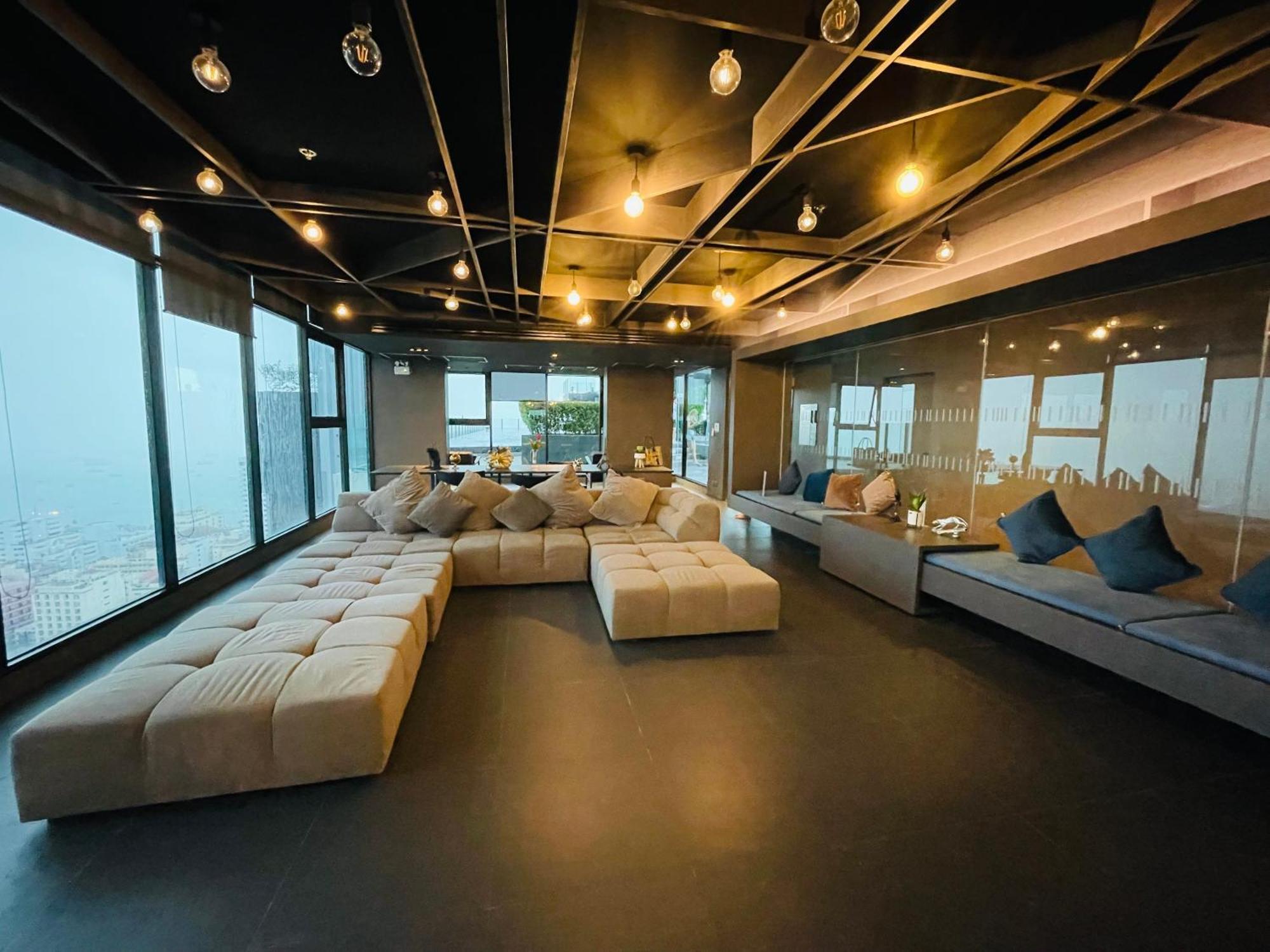 The Base 100 By Numam อพาร์ทเม้น Pattaya